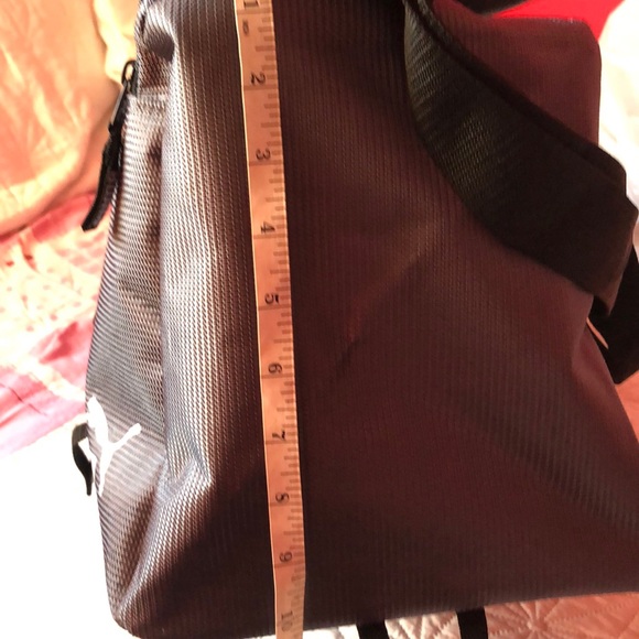 Puma gym bag - Picture 8 of 9